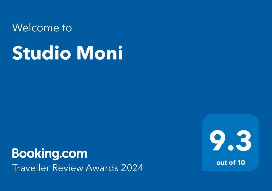Studio Moni Pamporowo Exterior foto